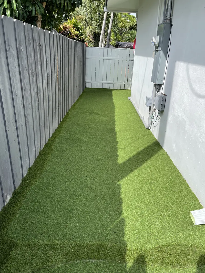Finished: backyard putting green, start to finish in Boynton Beach, FL, photo 5 of 6
