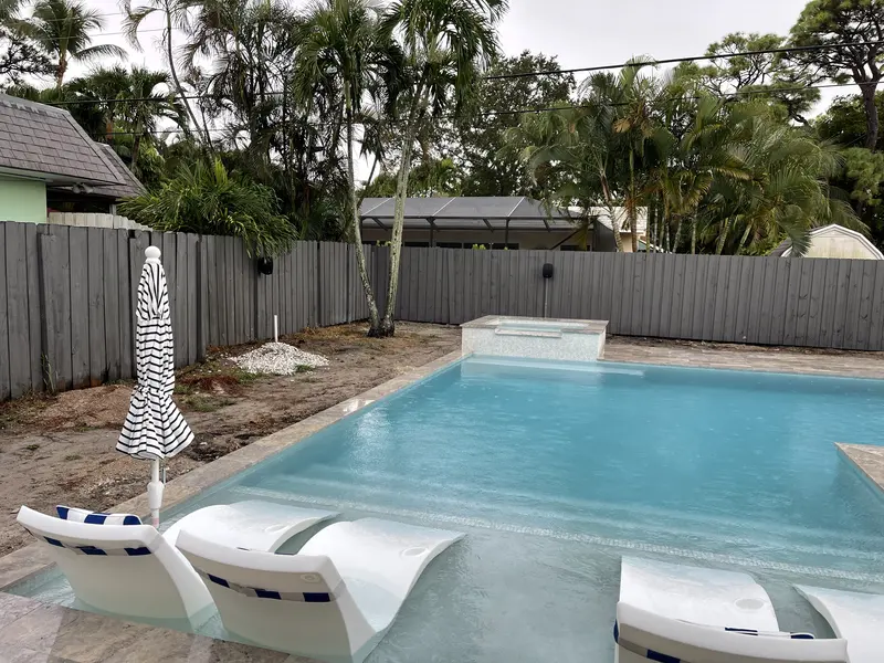 During the install: backyard putting green, start to finish in Boynton Beach, FL