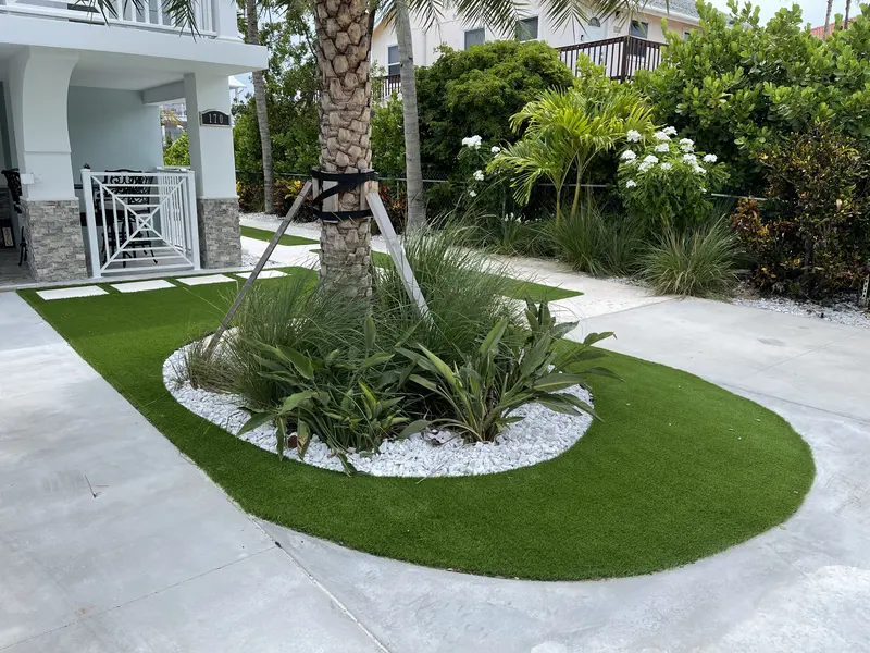 Finished: canal-front lawn in Lower Matecumbe Key, FL, photo 3 of 8