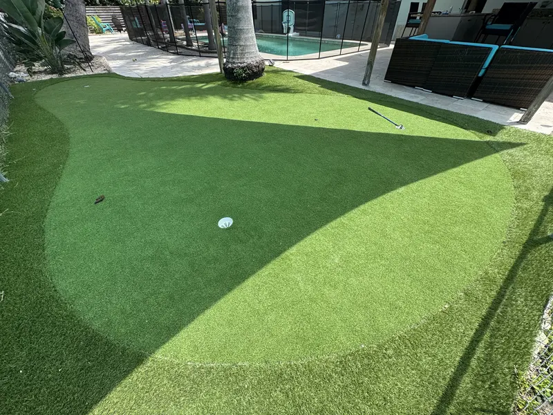 Finished: pool patio putting green in South Florida, photo 3 of 3